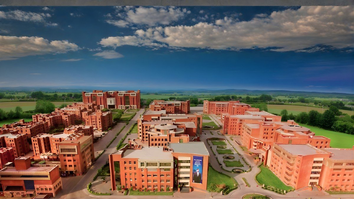 Amity University, Bangalore